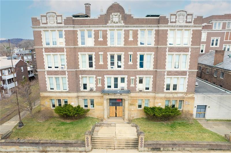 747 Wallace Ave (wilkinsburg High School) Photo 4
