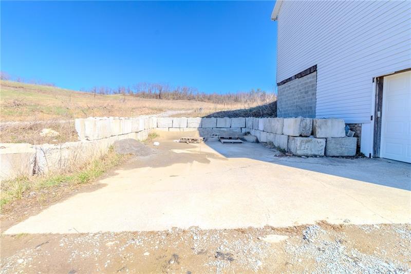 651 East Pittsburgh Street Photo 24