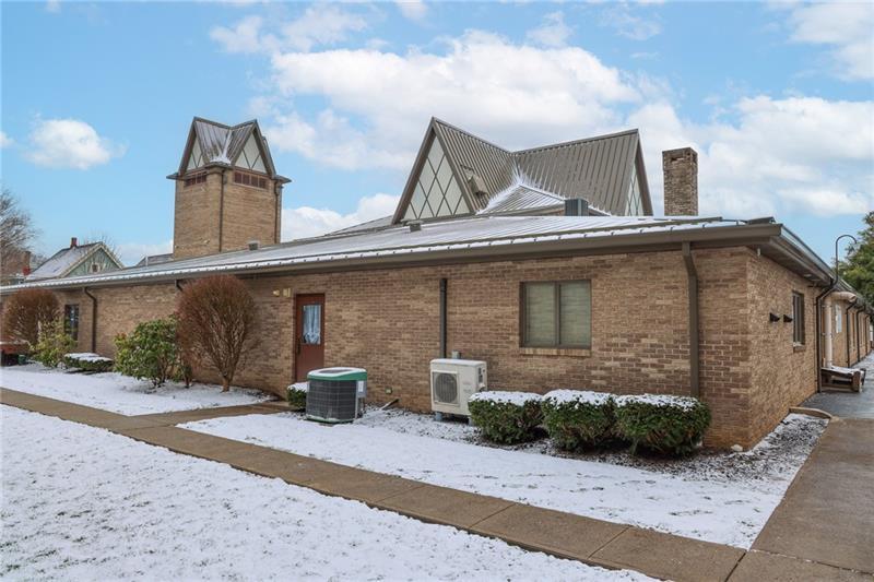 1135 Buffalo Street Photo 3