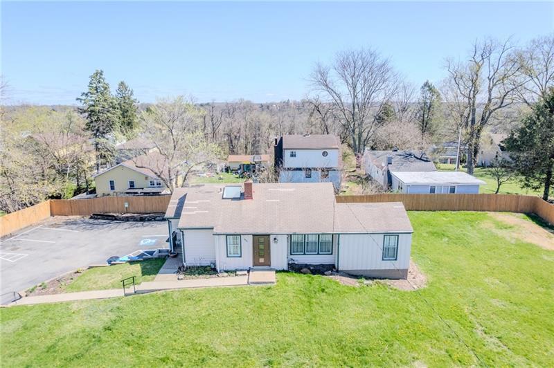 990 Greensburg Pike Photo 17