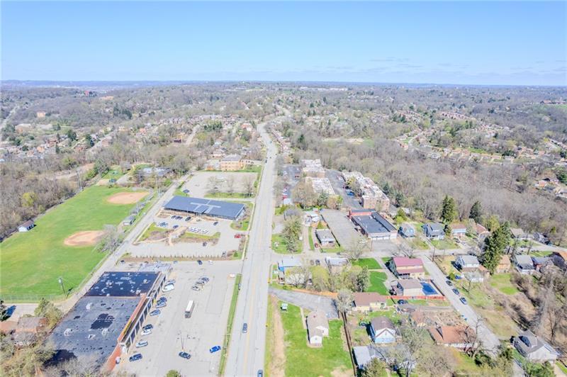 990 Greensburg Pike Photo 19