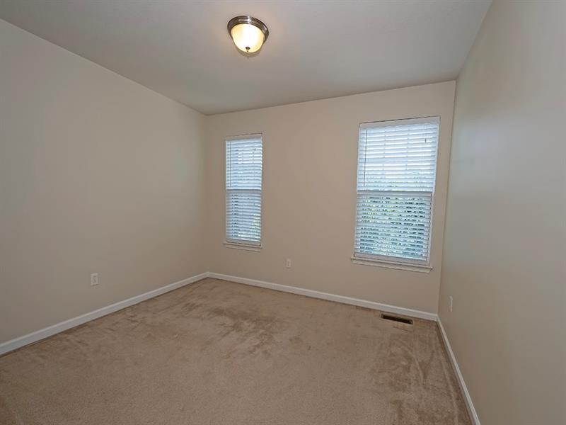 627 Edison Dr