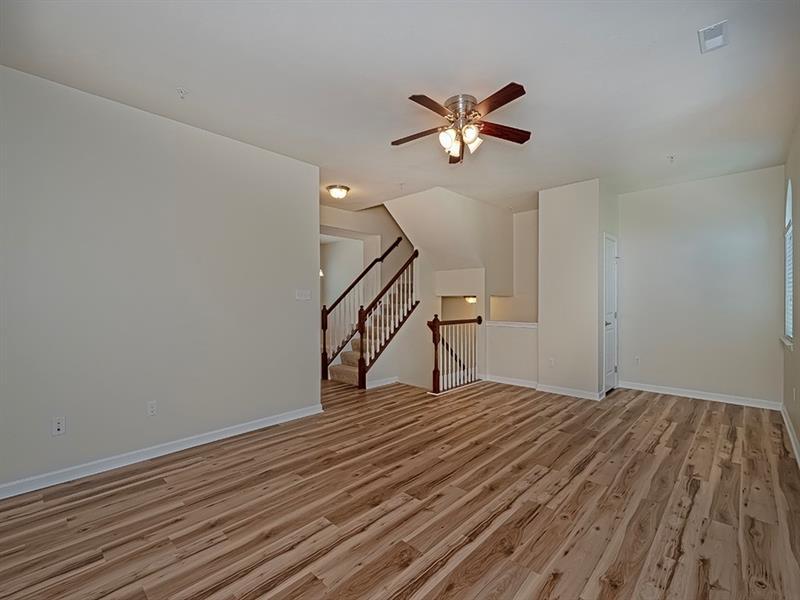 627 Edison Dr