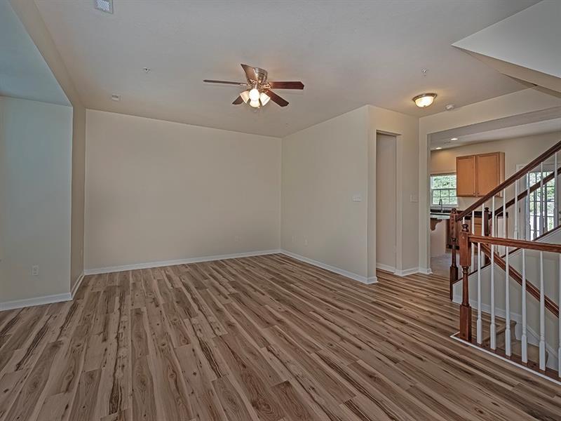 627 Edison Dr