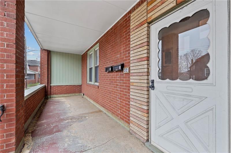 321 Center St #1