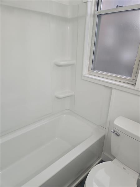 321 Center St #1