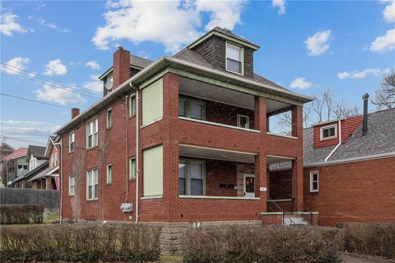 321 Center St #1