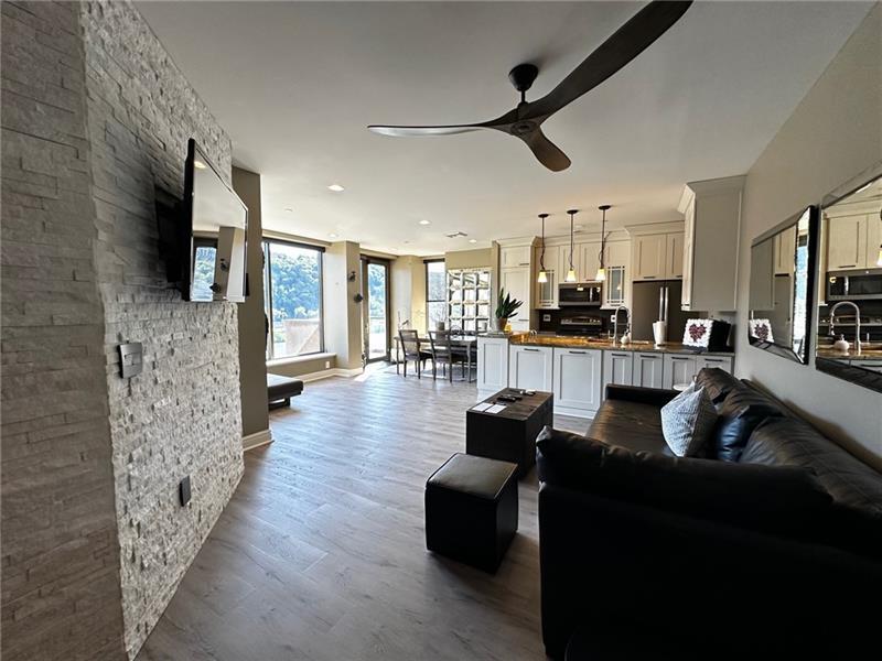 151 Fort Pitt Blvd #902