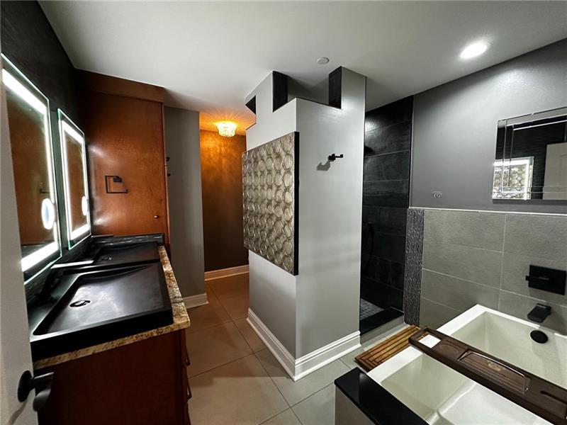151 Fort Pitt Blvd #902