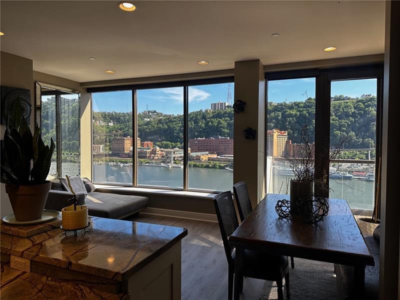 151 Fort Pitt Blvd #902
