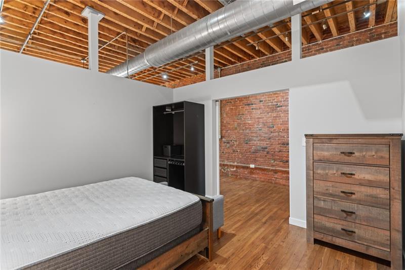 951 Liberty Ave