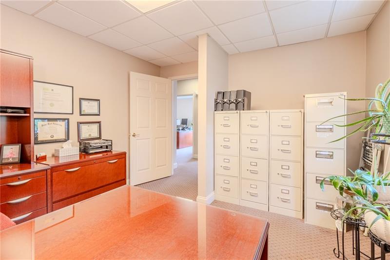 2703 Mosside Blvd (Route 48)  Photo 22