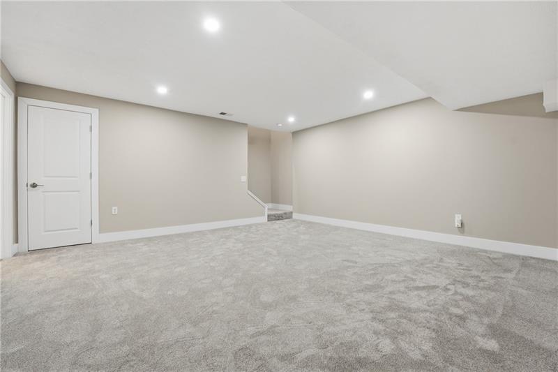 102 Bristlecone Court