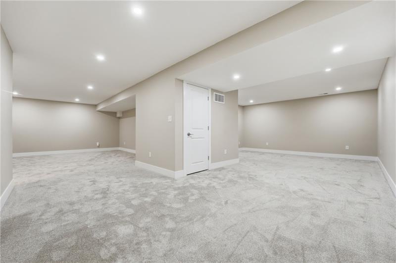 102 Bristlecone Court