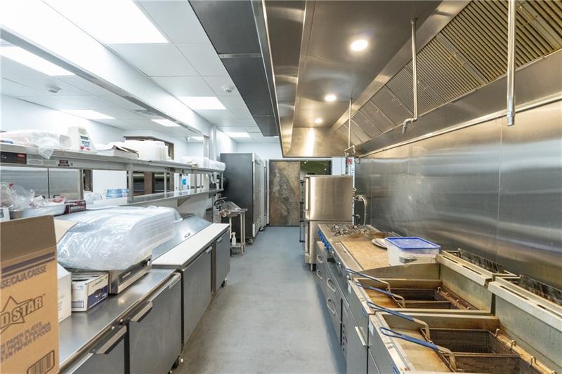 1 Racquet Ln (Restaurant) Photo 16