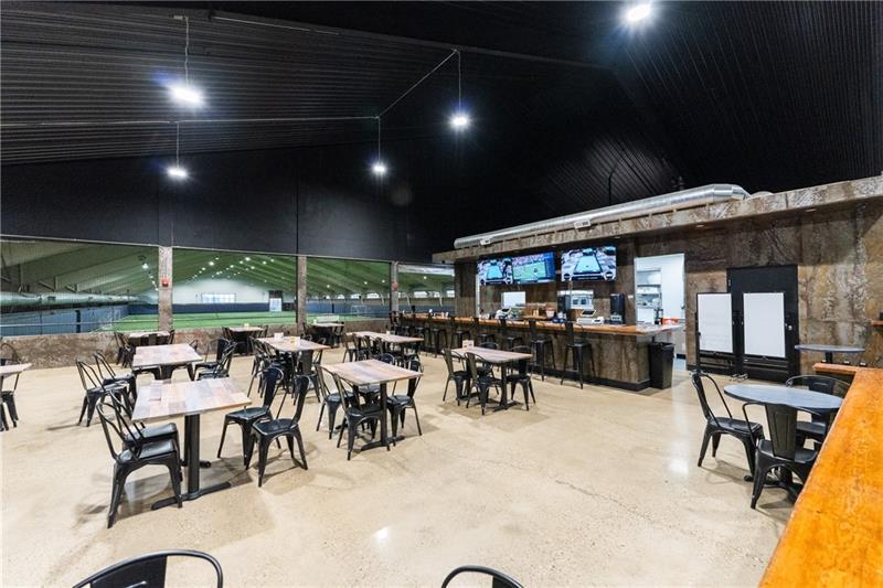 1 Racquet Ln (Restaurant) Photo 4
