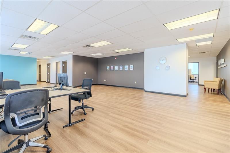 400 Penn Center Blvd Suite 305  Photo 12
