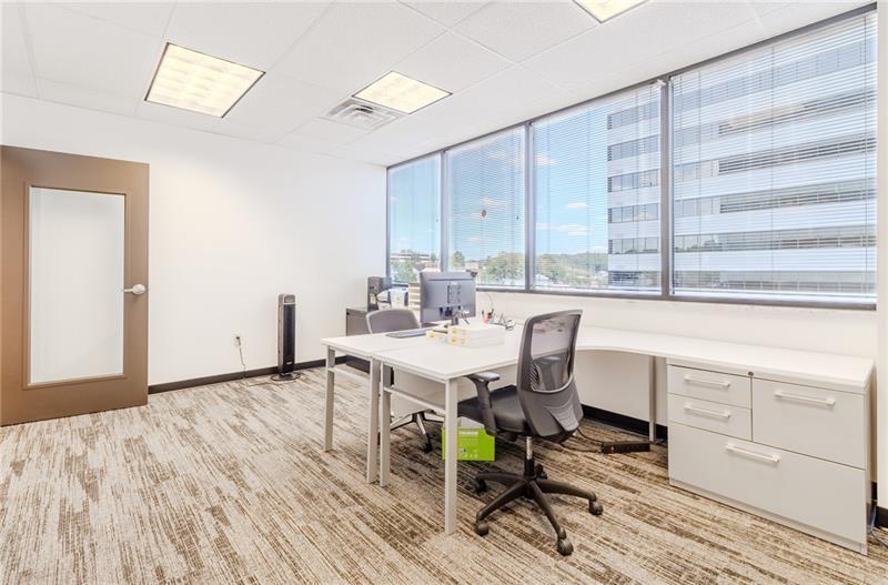 400 Penn Center Blvd Suite 305  Photo 25