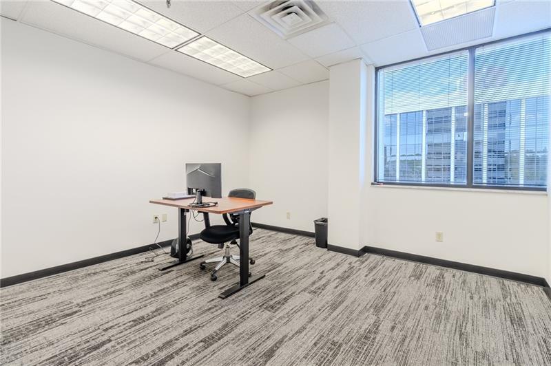 400 Penn Center Blvd Suite 305  Photo 27