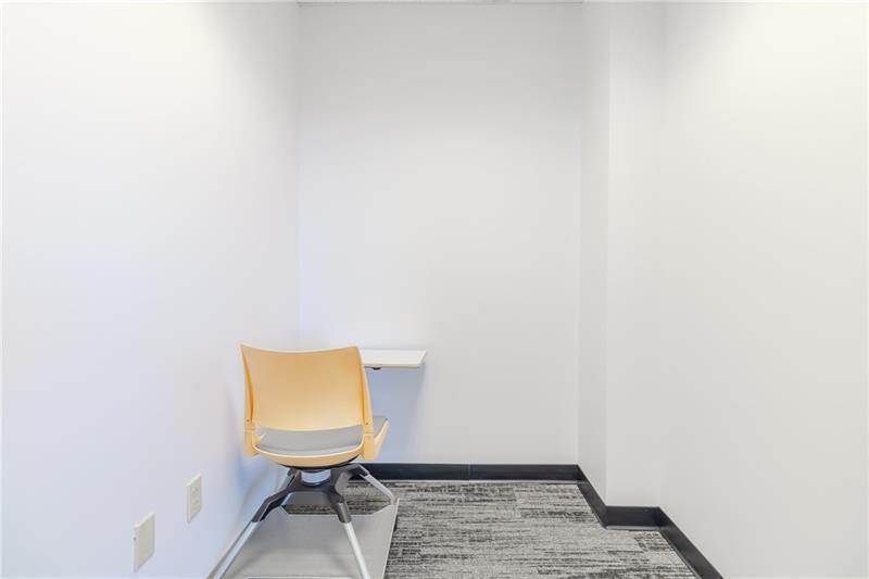 400 Penn Center Blvd Suite 305  Photo 30