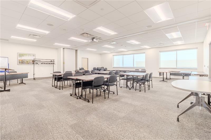 400 Penn Center Blvd Suite 305  Photo 42
