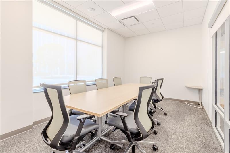 400 Penn Center Blvd Suite 305  Photo 43