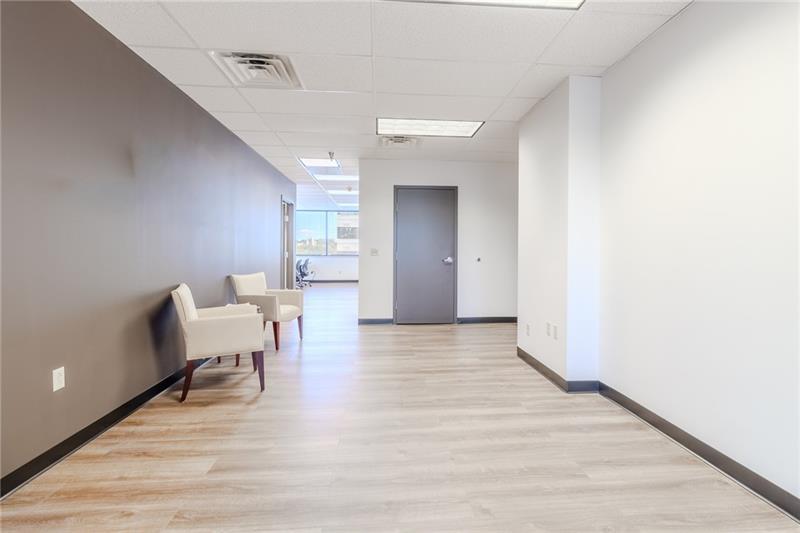 400 Penn Center Blvd Suite 305  Photo 7