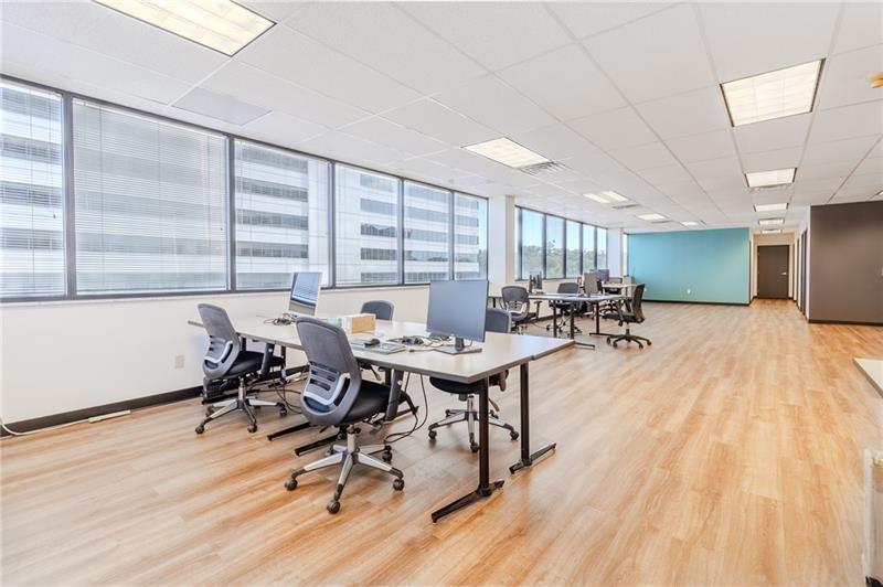 400 Penn Center Blvd Suite 305  Photo 8