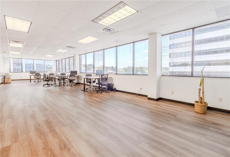 400 Penn Center Blvd Suite 305  Photo 9