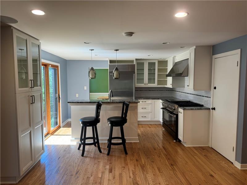 209 Grandview Dr