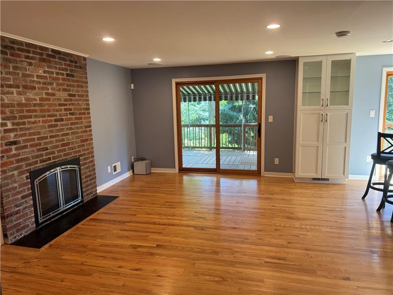 209 Grandview Dr