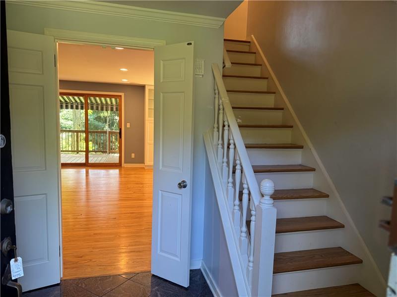 209 Grandview Dr