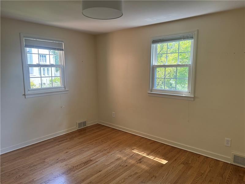 209 Grandview Dr