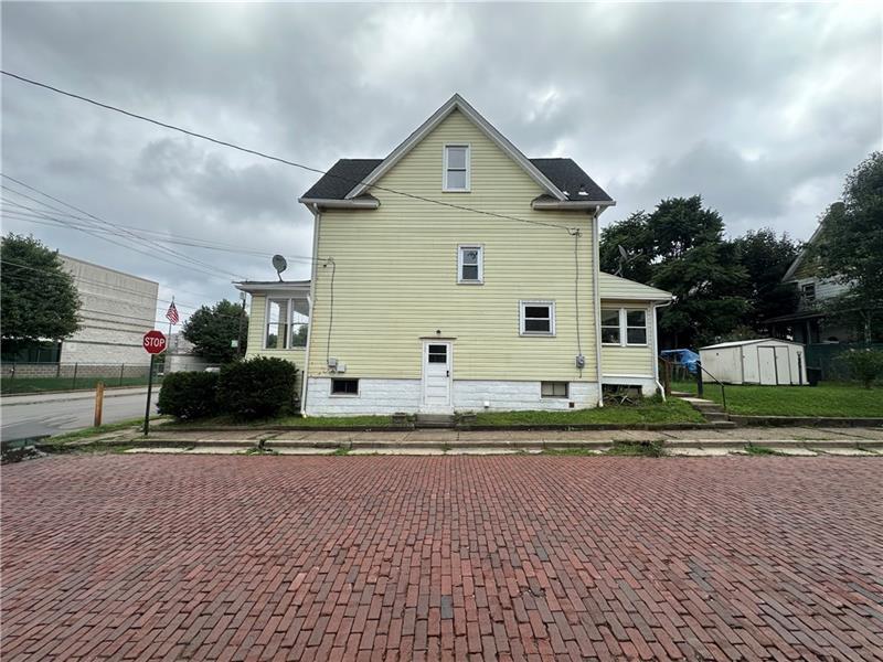 431 W Wayne St