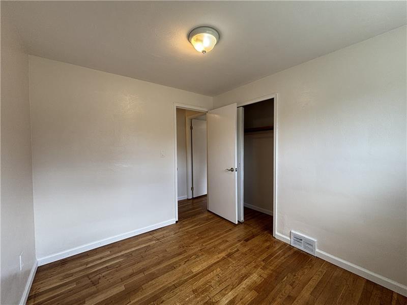 401 Cyra Dr