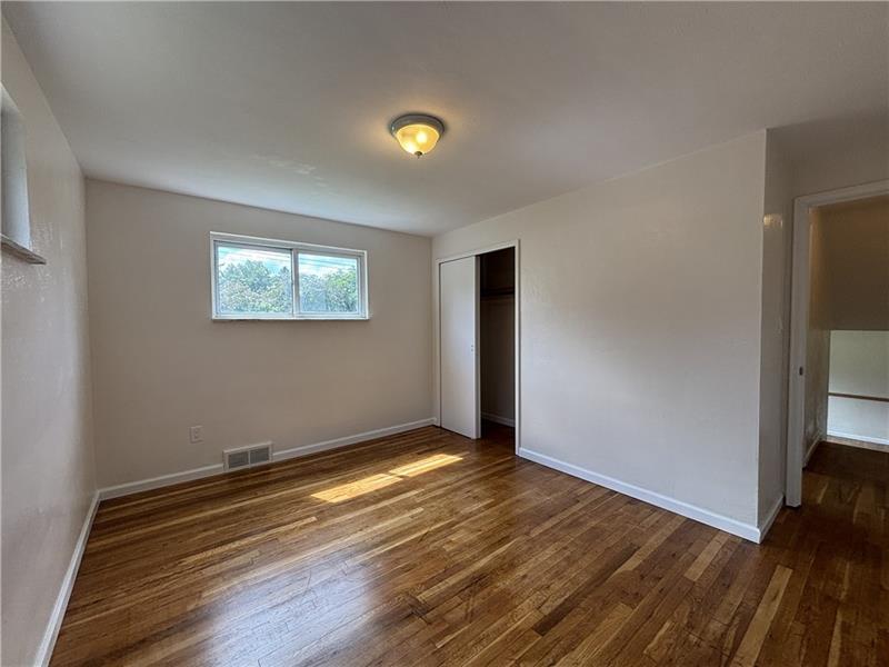 401 Cyra Dr