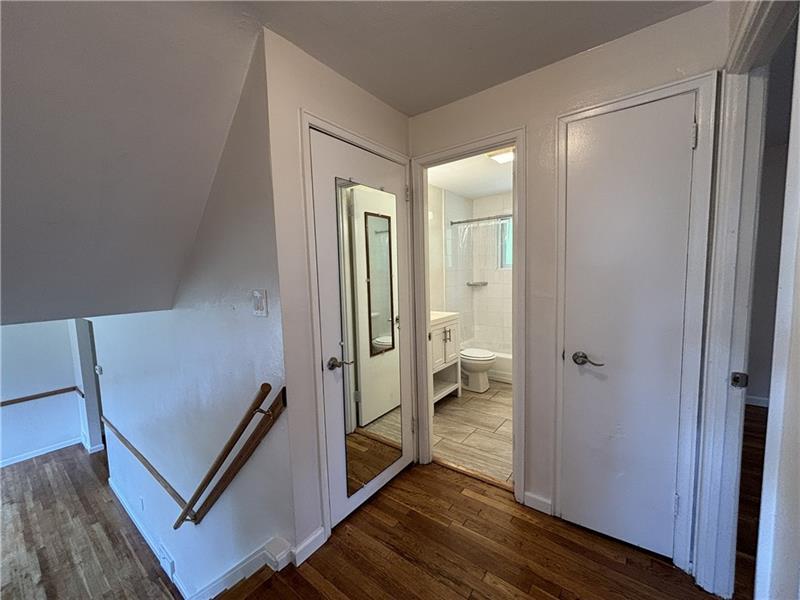 401 Cyra Dr