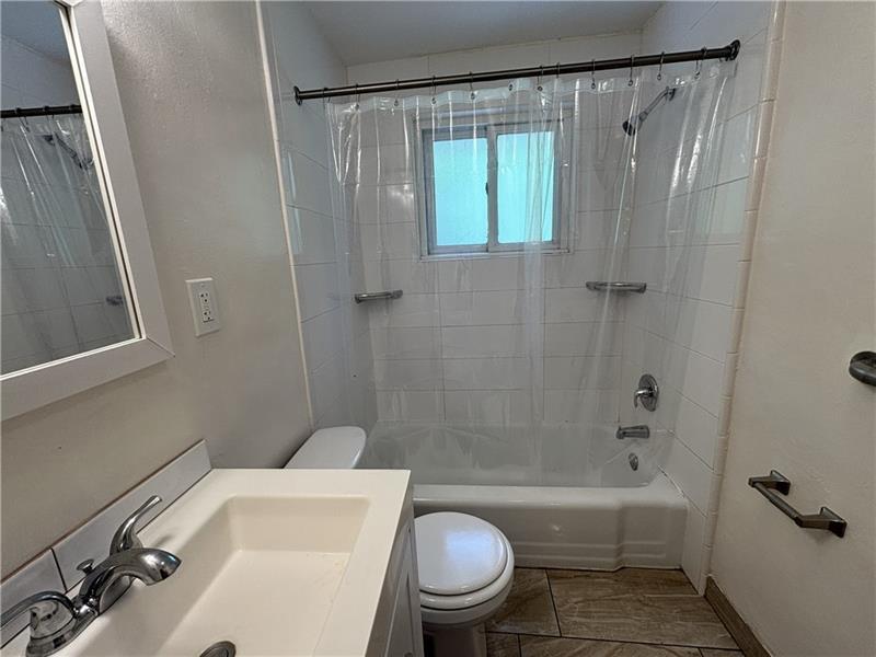 401 Cyra Dr