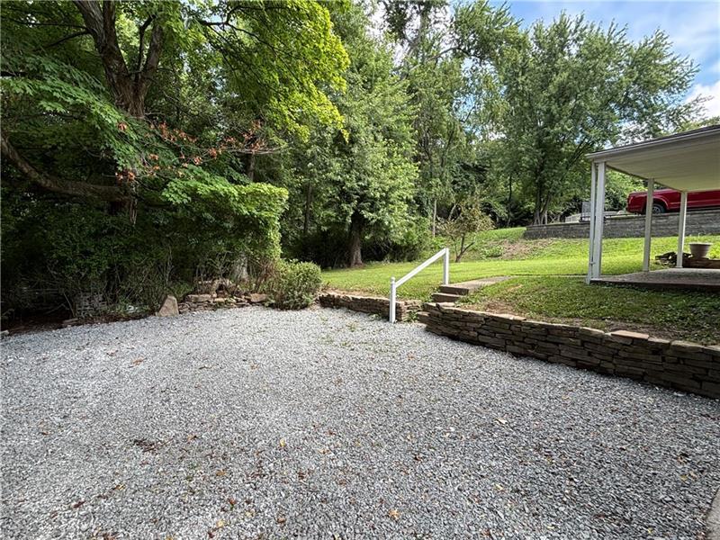 401 Cyra Dr