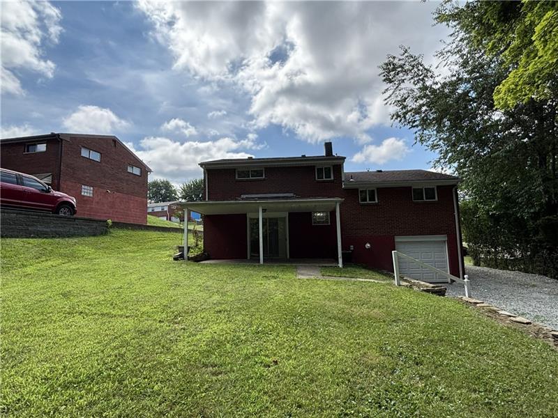 401 Cyra Dr