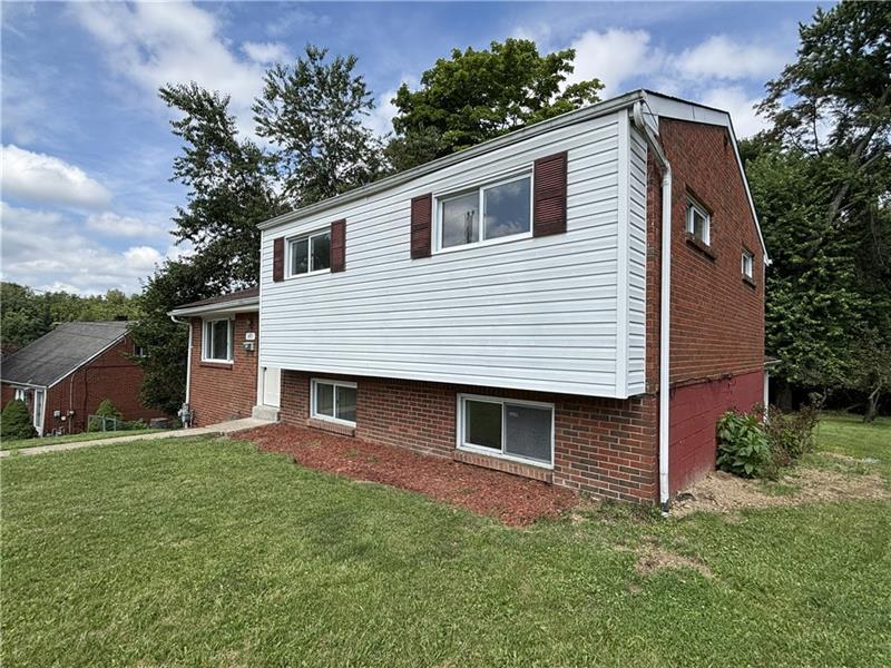 401 Cyra Dr
