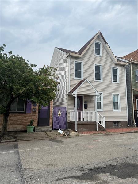 1130 Goettman St