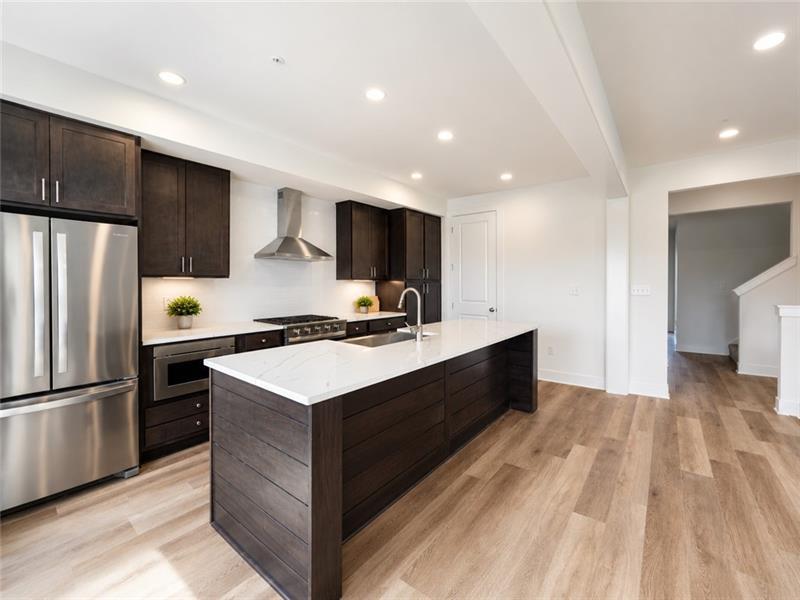307 Palisade Way