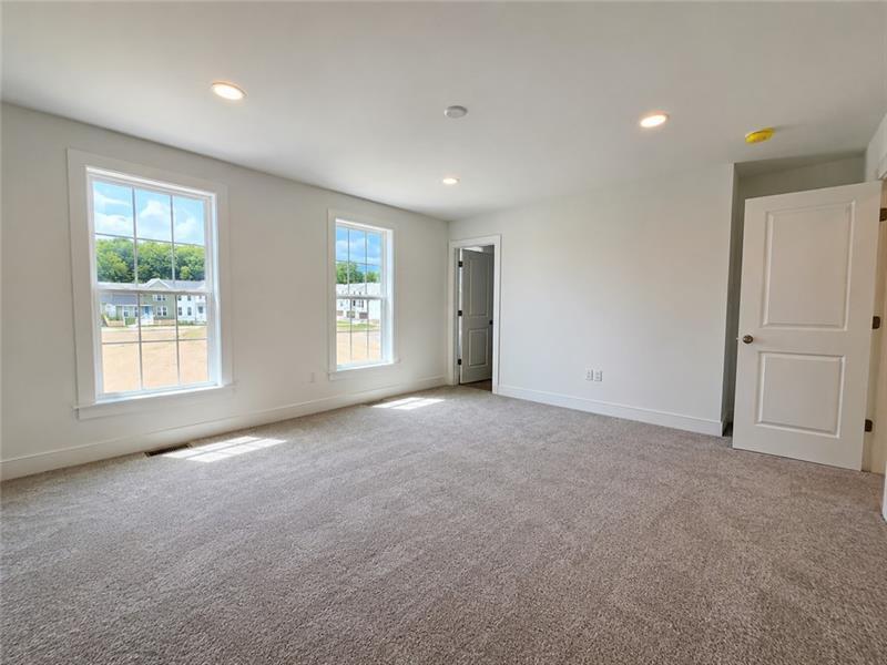 307 Palisade Way