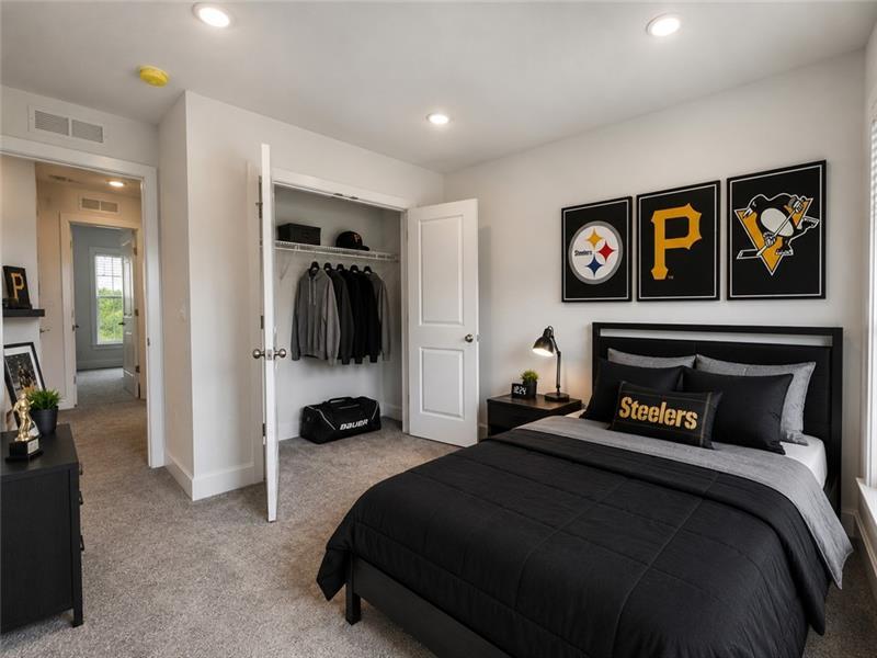 307 Palisade Way