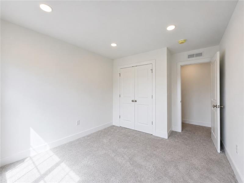 307 Palisade Way