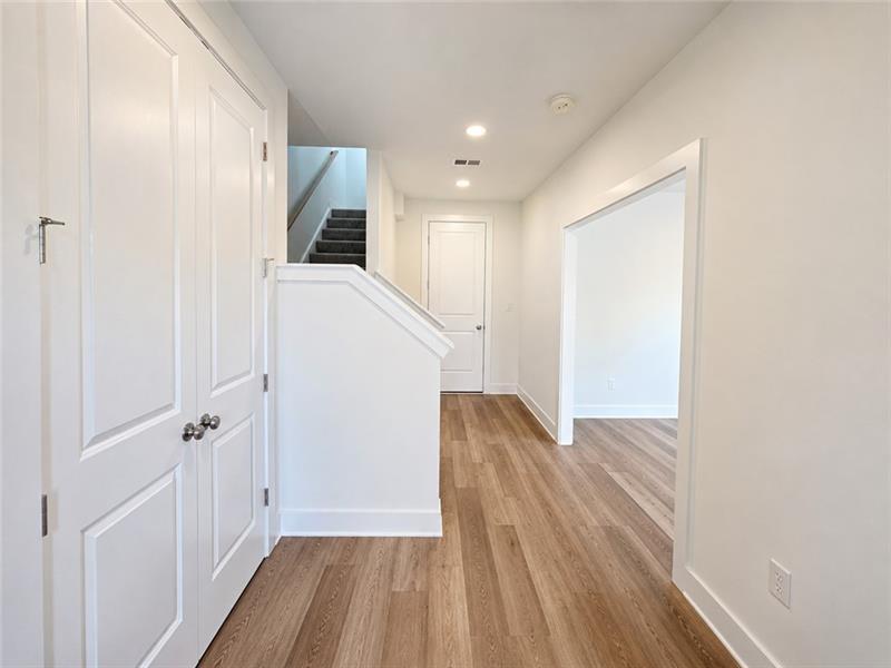 307 Palisade Way