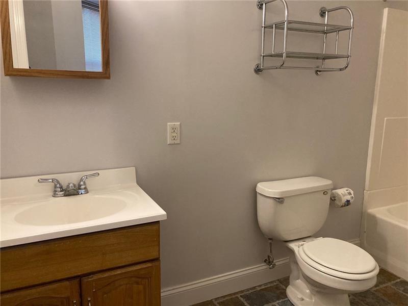 1205 W North Ave