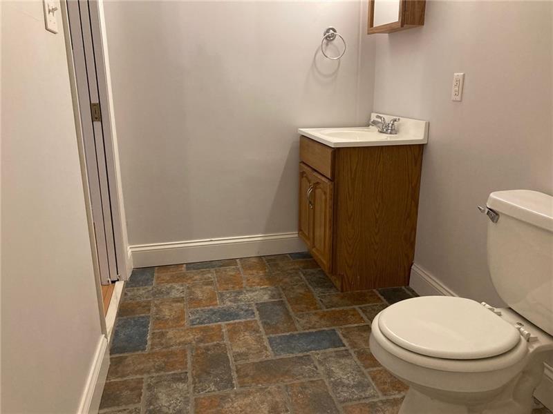 1205 W North Ave