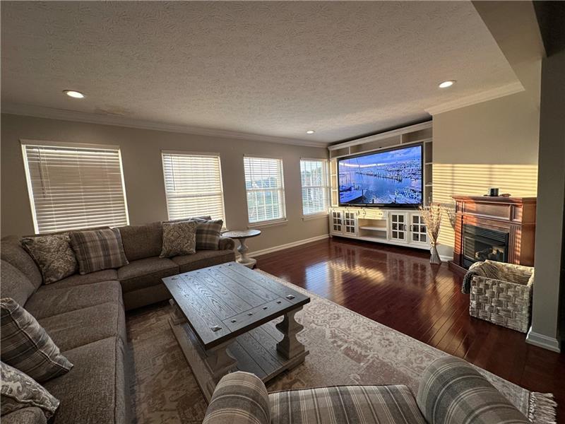 3005 Ironwood Cir